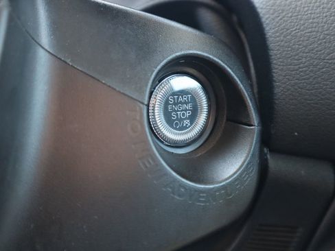 Used 2023 Jeep Renegade Trailhawk image 31