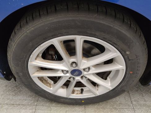 Used 2018 Ford Focus SE image 31