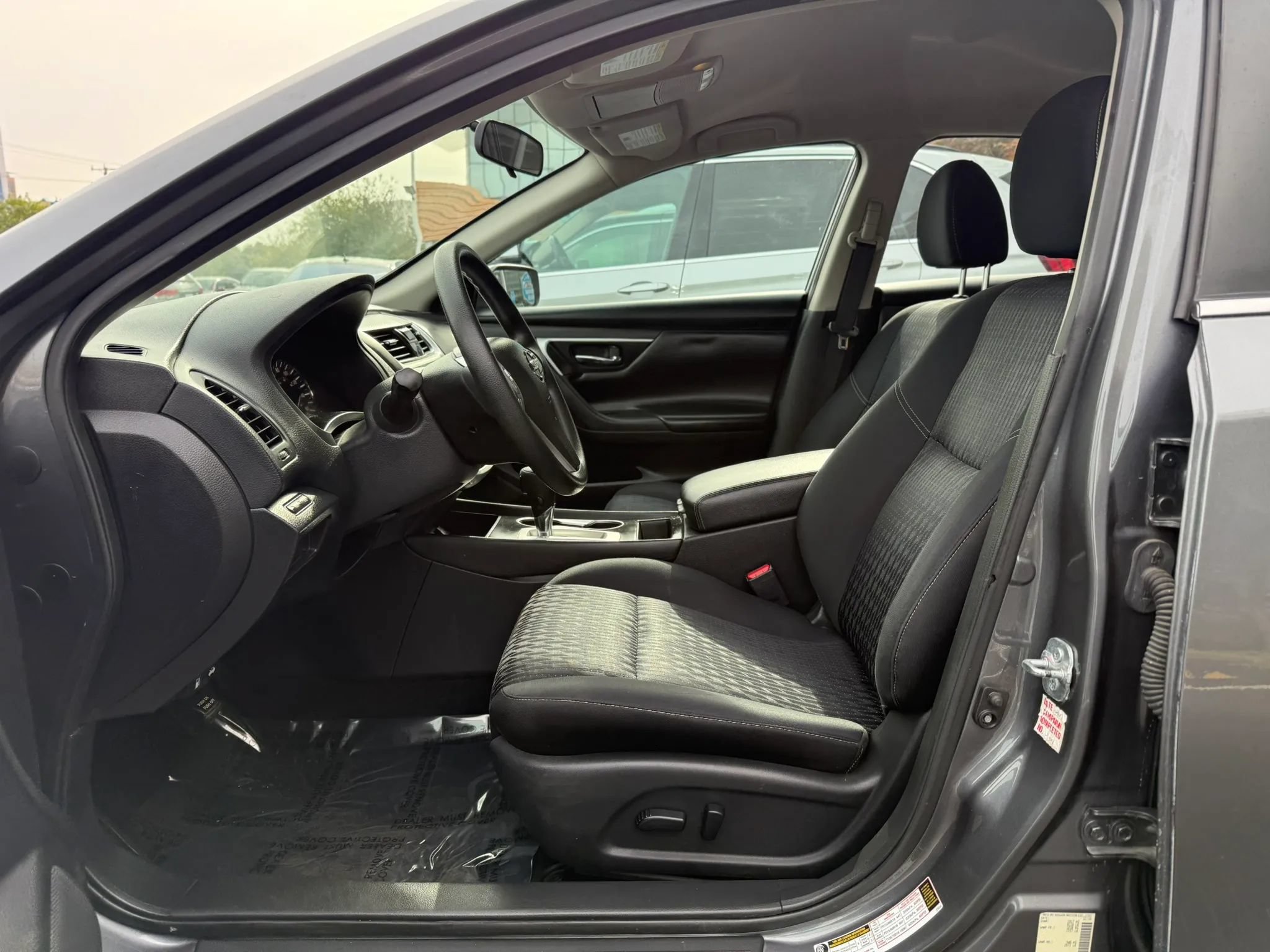 Used 2017 Nissan Altima 2.5 S w/ Power Driver Seat Package FWD image 10