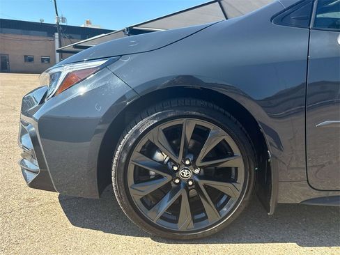 Used 2025 Toyota Corolla SE image 5