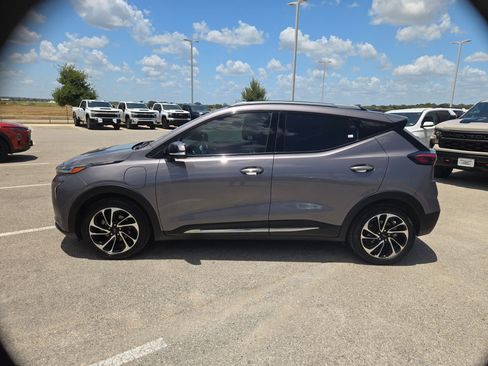 Used 2022 Chevrolet Bolt EUV Premier FWD image 6