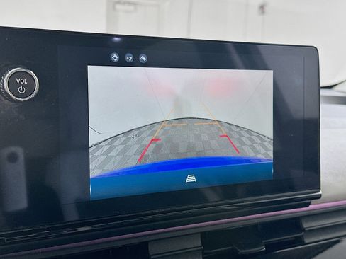 Used 2024 Honda Prologue Touring image 23