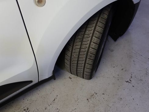 Used 2022 Ford Transit Connect XL image 39