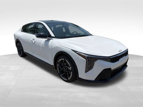 New 2026 Kia K4 GT-Line w/ GT-Line Premium Package FWD image 1