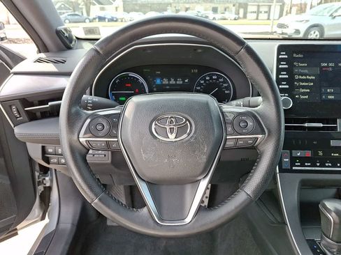 Used 2020 Toyota Avalon XSE w/ All Weather Liner Package image 23