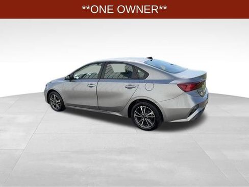 Used 2024 Kia Forte LXS FWD image 4