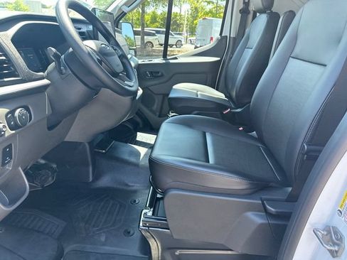 New 2026 Ford Transit 150 Low Roof w/ Load Area Protection Package RWD image 9