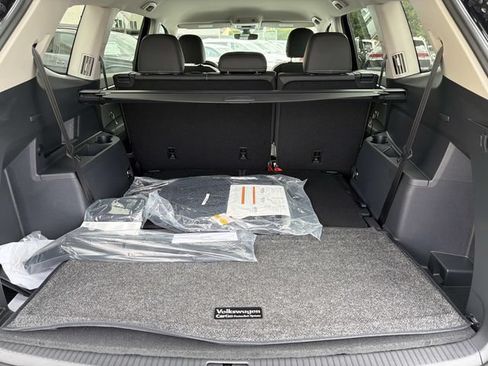 New 2026 Volkswagen Atlas SE FWD image 5