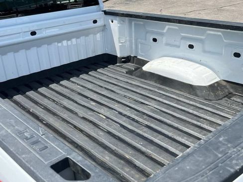 Used 2025 Chevrolet Silverado 2500 W/T AWD/4WD image 15