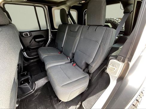 Used 2024 Jeep Wrangler Unlimited Sport AWD/4WD image 27