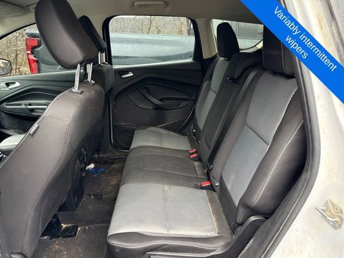 Used 2018 Ford Escape SE image 12