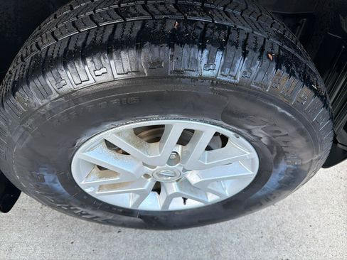 Used 2020 Nissan Frontier SV RWD image 10
