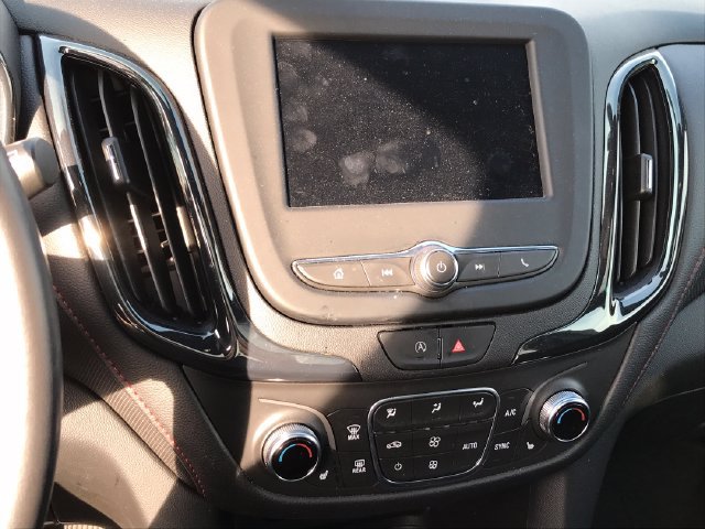 Used 2022 Chevrolet Equinox RS w/ LPO, Floor Liner Package AWD/4WD image 7