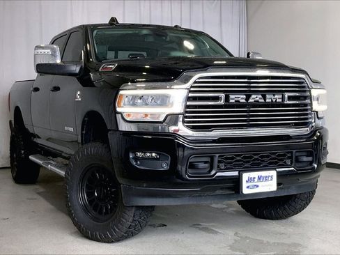 Used 2024 RAM 2500 Laramie AWD/4WD image 1
