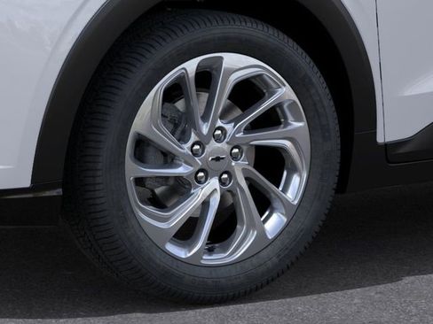 New 2027 Chevrolet Bolt LT w/ Comfort Package FWD image 9