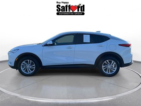 Used 2024 Buick Envista Preferred image 4