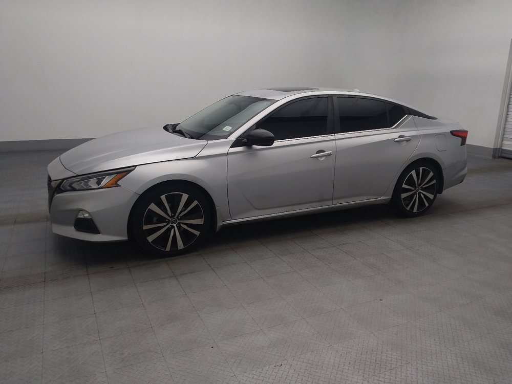 Used 2019 Nissan Altima 2.5 SR w/ SR Premium Package FWD image 2