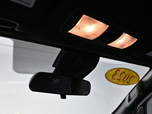 Used 2023 Nissan Frontier SV w/ Midnight Edition Package image 25