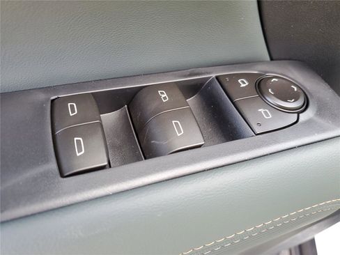 New 2026 GMC Terrain AT4 w/ Convenience Package III image 22