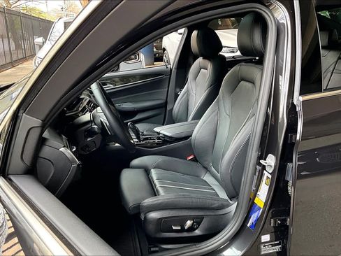 Used 2021 BMW 540i w/ Convenience Package RWD image 7