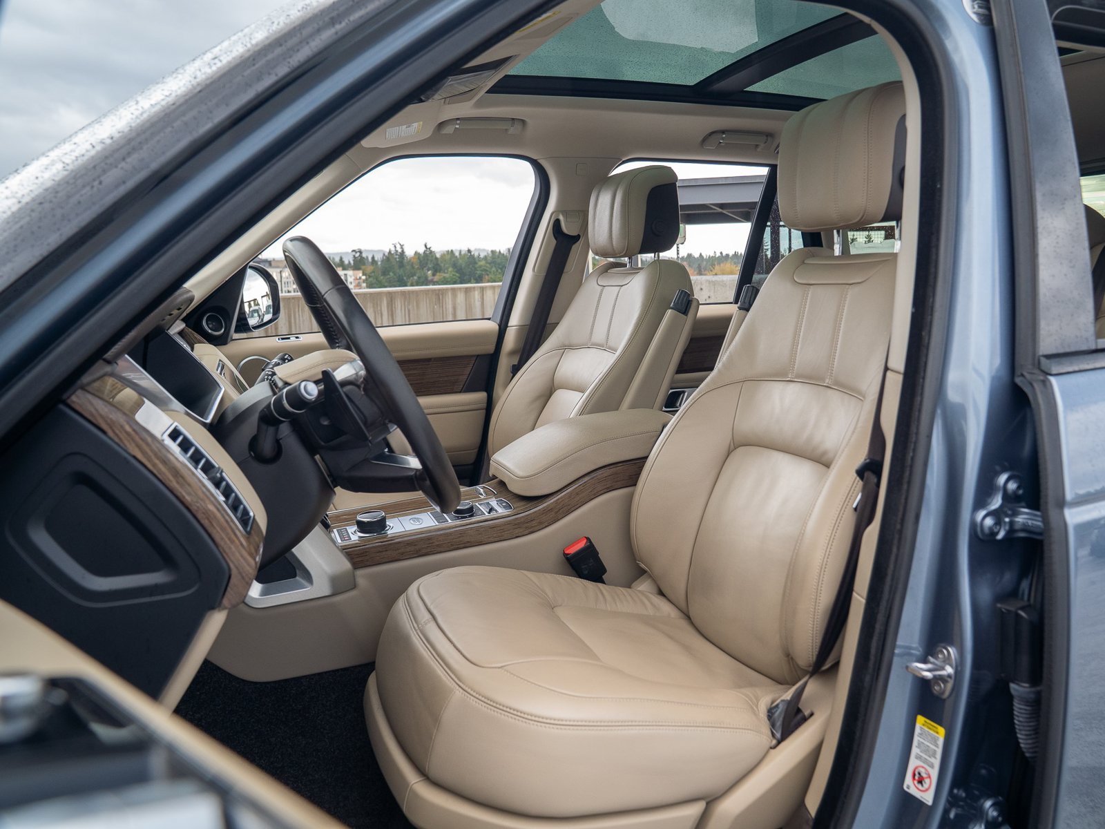 Used 2020 Land Rover Range Rover AWD/4WD image 26