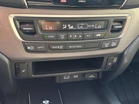 Certified 2024 Honda Ridgeline RTL image 22