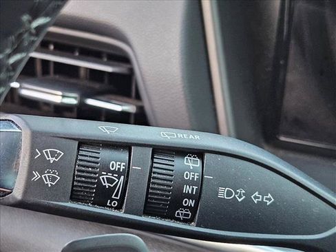 Used 2025 GMC Terrain Elevation AWD/4WD image 10
