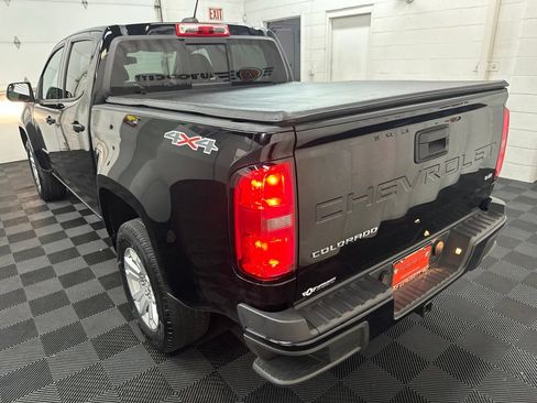 Used 2022 Chevrolet Colorado LT w/ LT Convenience Package AWD/4WD image 7