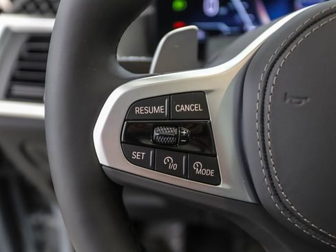 Used 2026 BMW X5 xDrive40i w/ M Sport Package image 12