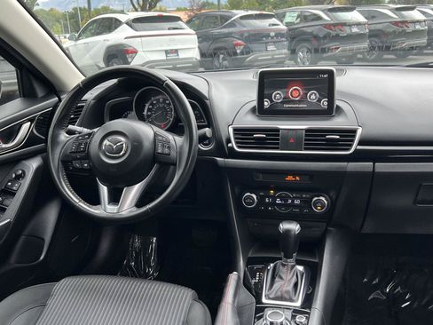 Used 2016 MAZDA MAZDA3 i Touring w/ Popular Equipment Package FWD image 23