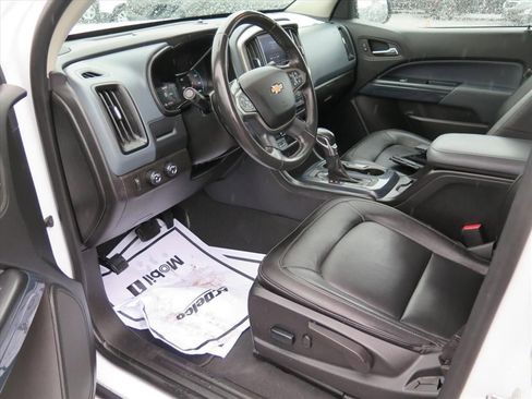 Used 2022 Chevrolet Colorado Z71 image 10