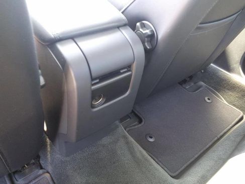 Used 2013 Volvo S60 T5 image 8