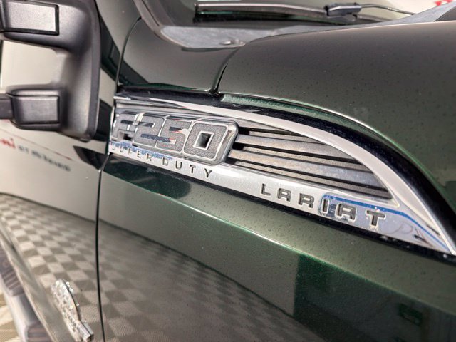 Used 2016 Ford F250 Lariat w/ Lariat Interior Package AWD/4WD image 17