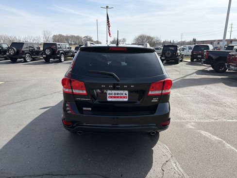 Used 2015 Dodge Journey SXT w/ Flexible Seating Group image 10