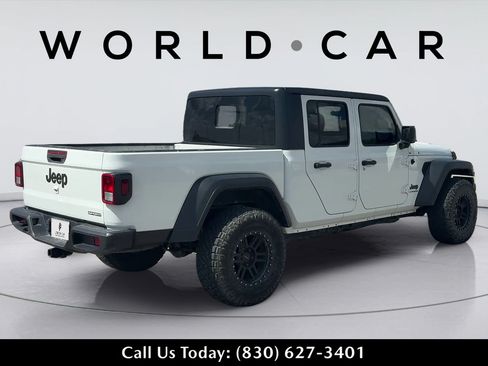 Used 2020 Jeep Gladiator Sport w/ Quick Order Package 24S AWD/4WD image 3