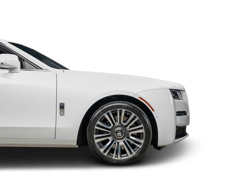 Used 2022 Rolls-Royce Ghost AWD/4WD image 25