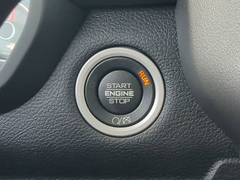 Used 2022 RAM 3500 Laramie image 31