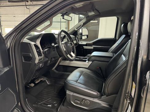 Used 2019 Ford F250 Lariat AWD/4WD image 13