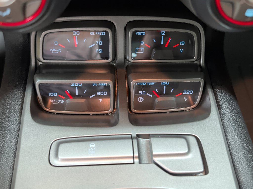 Used 2010 Chevrolet Camaro SS w/ LPO, Ground Effects Package RWD image 17
