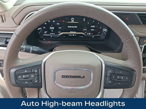 Used 2024 GMC Yukon Denali AWD/4WD image 4