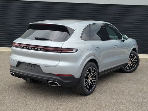 Used 2026 Porsche Cayenne AWD/4WD image 7
