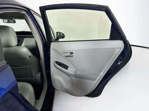 Used 2013 Toyota Prius Three FWD image 28