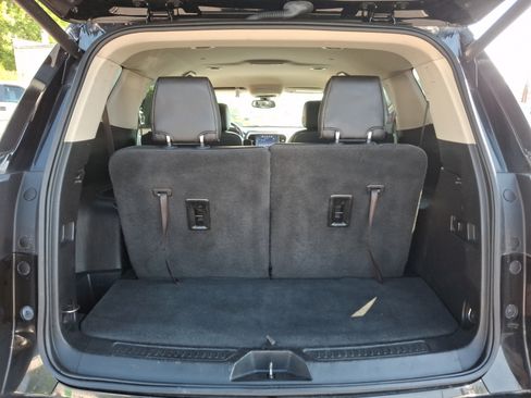 Used 2019 GMC Acadia Denali AWD/4WD image 32