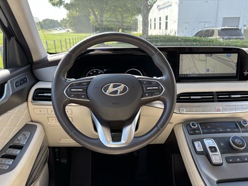 Used 2020 Hyundai Palisade Limited FWD image 18