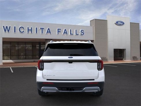 New 2026 Ford Explorer Platinum image 5