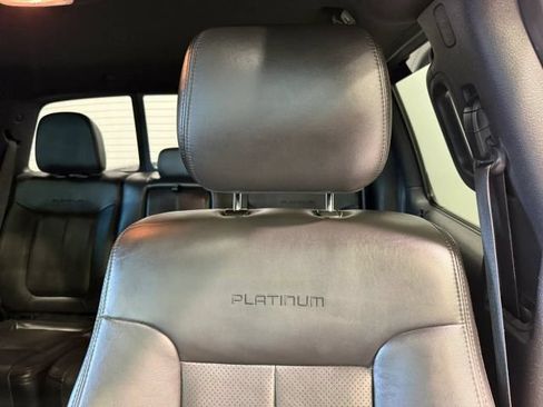Used 2014 Ford F150 Platinum AWD/4WD image 23