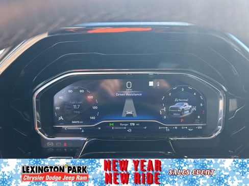 Used 2023 Chevrolet Silverado 1500 LT Trail Boss image 13