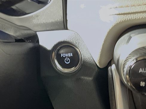 Used 2024 Toyota RAV4 XLE w/ Convenience Package image 23