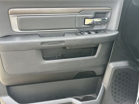 Used 2024 RAM 1500 Classic SLT image 10