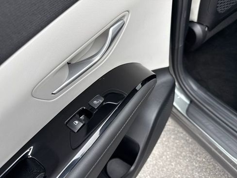 Used 2022 Hyundai Tucson Limited image 18